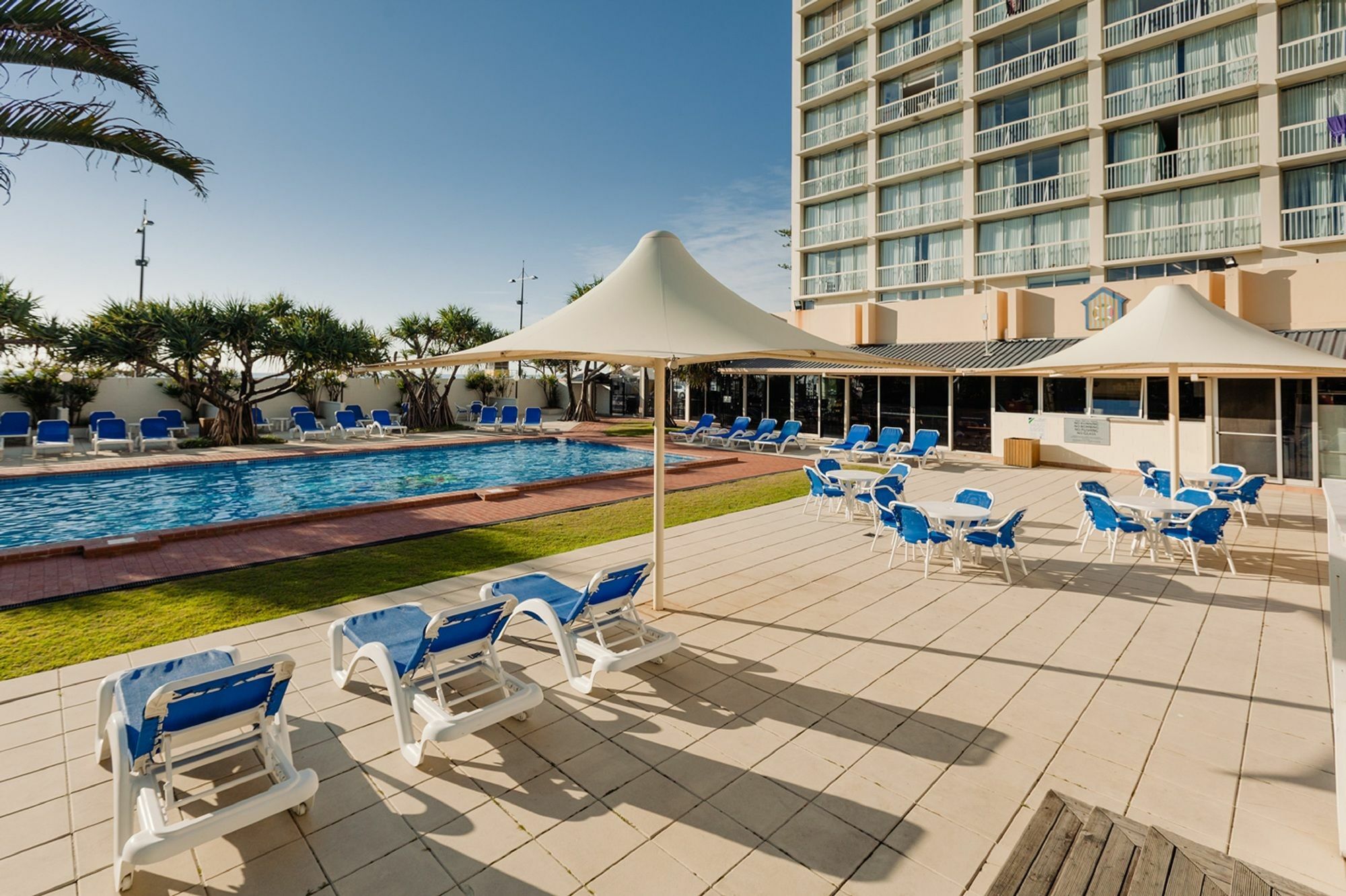 Chateau Beachside Resort Gold Coast Extérieur photo
